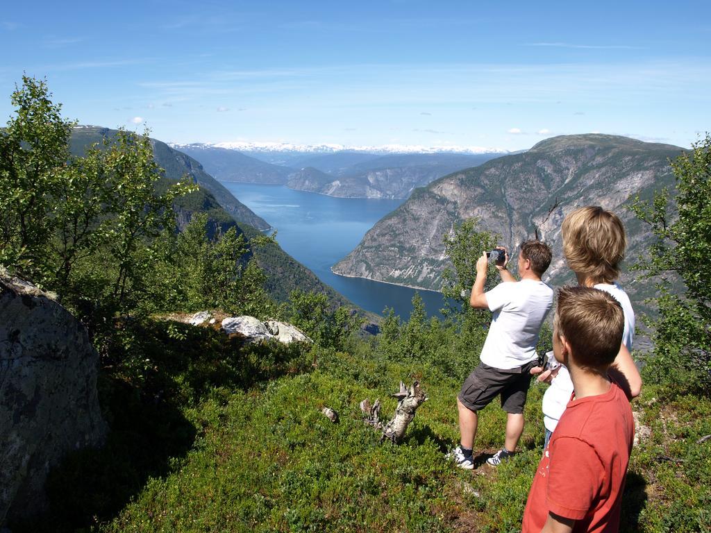 Laerdal Ferie- Og Fritidspark Lærdalsøyri Exterior foto